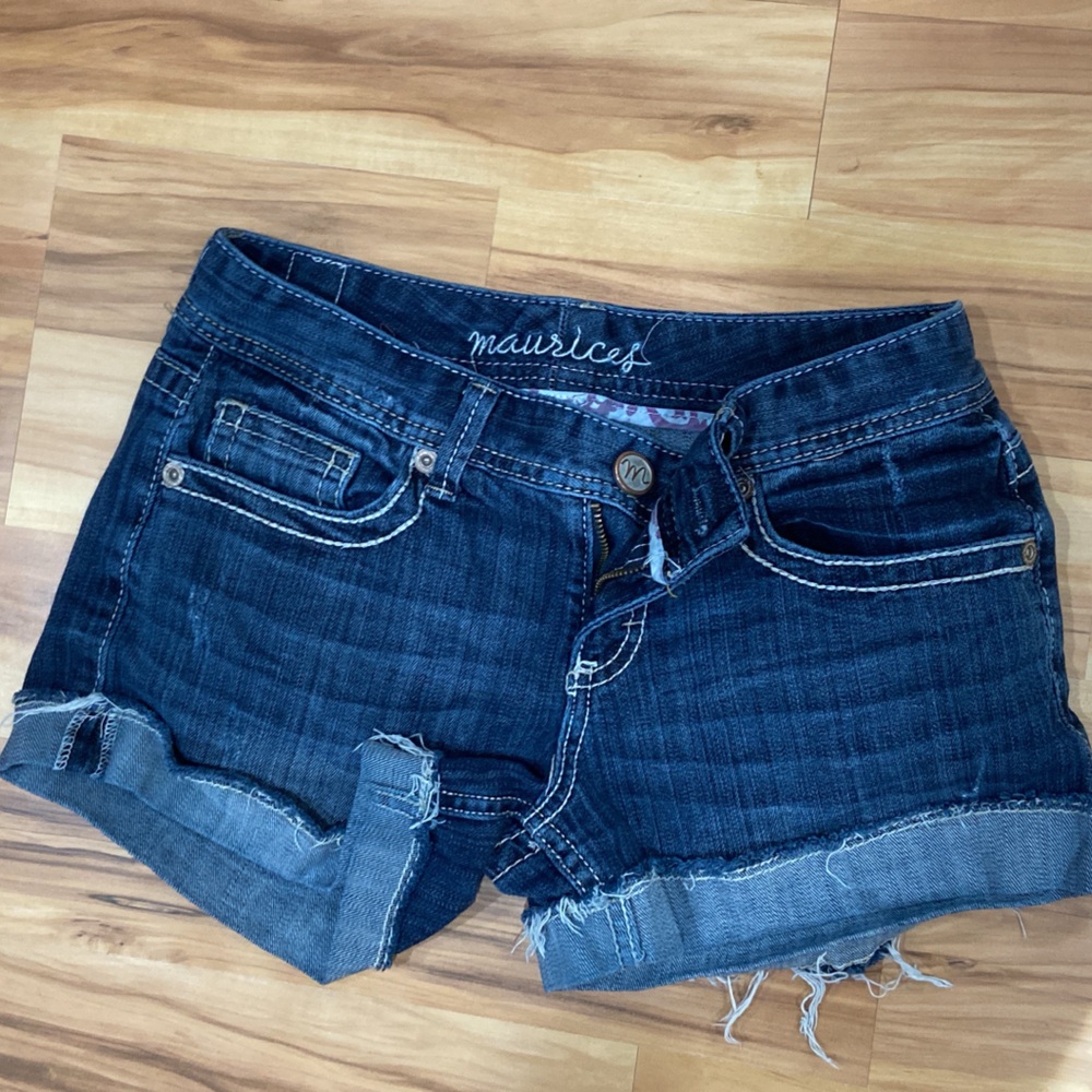 Maurice’s jean shorts, size5/6